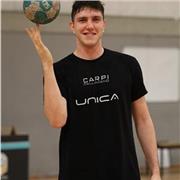 Diplomato al liceo scientifico offre ripetizioni in matematica e fisica